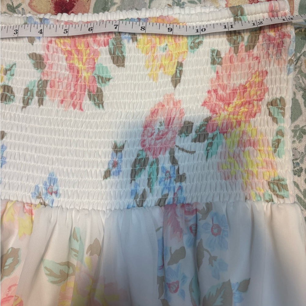 Old Navy strapless smocked tube maxi dress white fabric pink yellow floral print - Picture 5 of 7